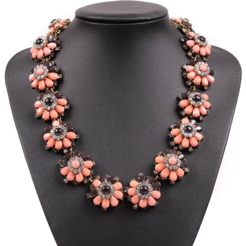 2021 New Statement Exquisite Jewellery Fashion Gold Color Chain Collar Necklace Rhinestone Crystal Flower Pendant Women Jewelry