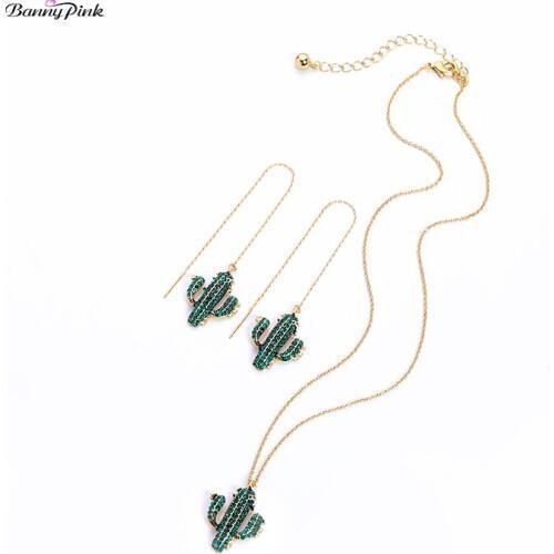 Banny Pink Bohemia Rhinestone Cactus Choker Necklace For Women Chic Full Crystal Pendant Choker Collar Simple Clavicle Chain