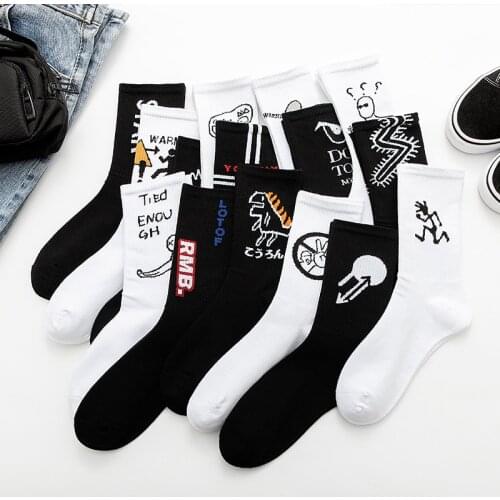 2021 New Men Socks with Print Women Black White Cotton Funny Street Hip Hop Harajuku Alphabet Couples Sports Novelty High Socks