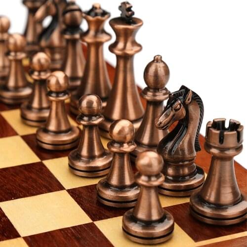 30Cm Metal Chess Set Luxury Protable Folding Wooden Chess Board Games Texture Classic Handmade Knights Pieces Queen Gambit