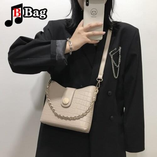 Women high-capacity shoulder bag fashion Crocodile pattern messenger bag ladies Versatile metal chain Inclined shoulder bag Satc