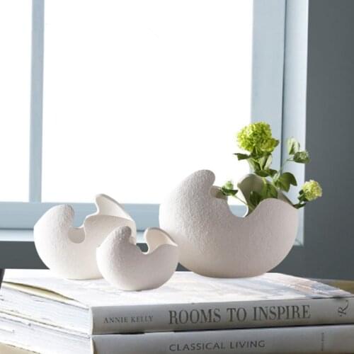 Modern Creativity White Ceramic Vases for Wedding Home Decoration Gift Hydroponic Potted Personality Plants Daffodil Flowerpot