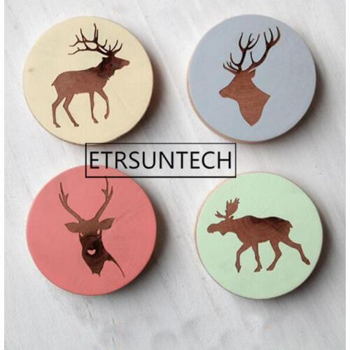 100pcs Elk Shape Engraved Wood Opener Creative Cartoon Wood Beer Opener Fridge Stickers Decoration Kitchen Bar Tools