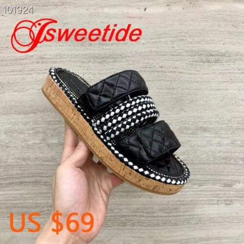 Fashion Slippers Women Cool Sheepskin Slippers designer summer sandals Black white Comfortable Sandal Slippers For Wome