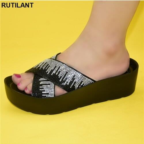 2020 New Fashion Italian Women Wedding Pumps Decorated with Rhinestone Slip on Shoes for Women Nigerian Shoes Luxury Sandals