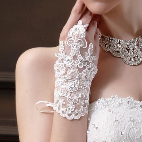 WY.QJR.FZ Fingerless Bridal Gloves