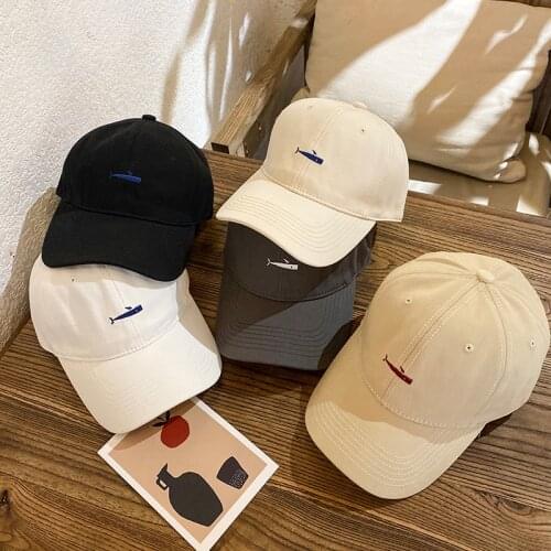 Womens Black Embroidered Baseball Cap INS Niche Tide Brand Korean Caps Summer Thin Breathable Soft Top Mens Hat