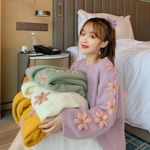 Sweet 2020 New Autumn Winter Knitted Loose Pullovers Casual Style Women Floral Embroidery Knitted O Neck Oversize Sweaters