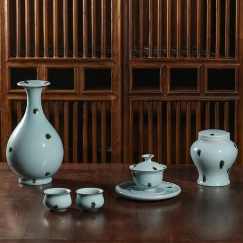 Restoring museum doodle series of longquan celadon manual high-grade tea cups tureen tea pot pot bearing design