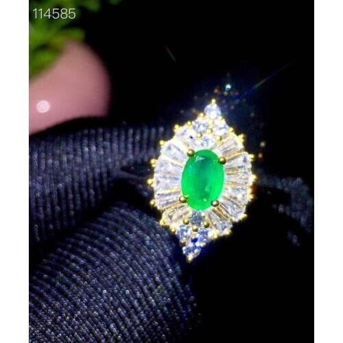 Natural emerald Ring fashionable gem quality 925 silver 4x6mm
