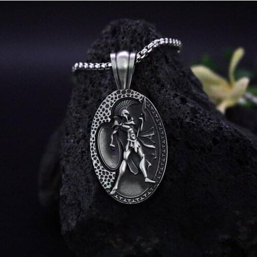 Spartan Gladiator Warrior Pendant Necklace Hot Sale Fashion Retro Style Sweater Chain Necklace Mens Accessories