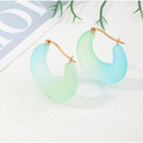 Trendy Simple Gradient Acrylic Stud Earrings For Women Geometric C-shape Bohemia Style Womens Earrings Party Jewelry Gift