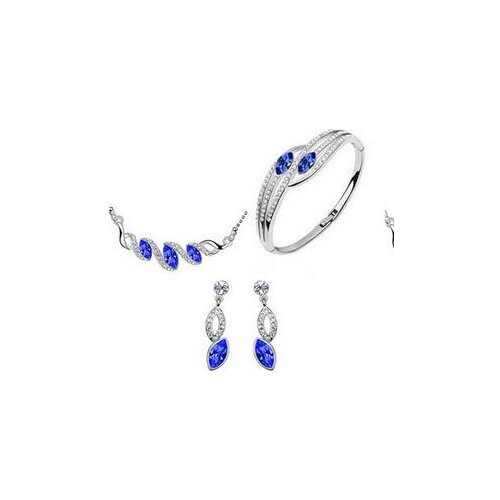 Beautful WGP Plated Lucky Crystal Earring Necklace Bracelet Jewelry Set