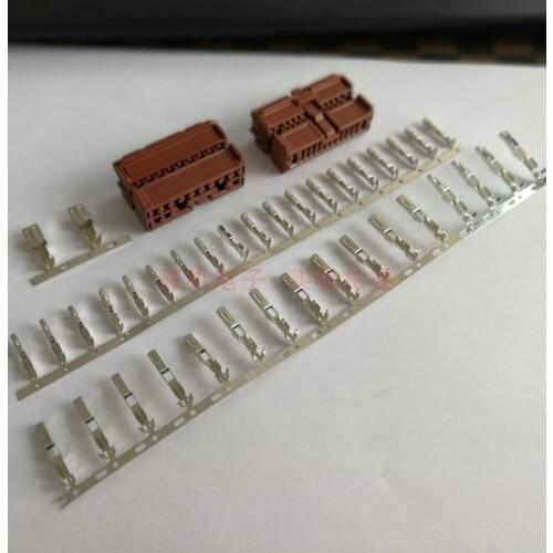 For Nissan Teana MURANO car amplifier 10 output plug cable wire line connector housing for BOSE