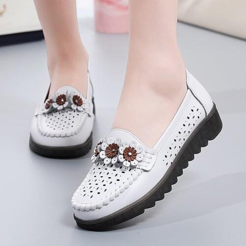 2021 White Black Hollowed Moccasins For Women Genuine Leather Flats Breathable Loafers Shoes Womens Soft Casual Flat Shoes