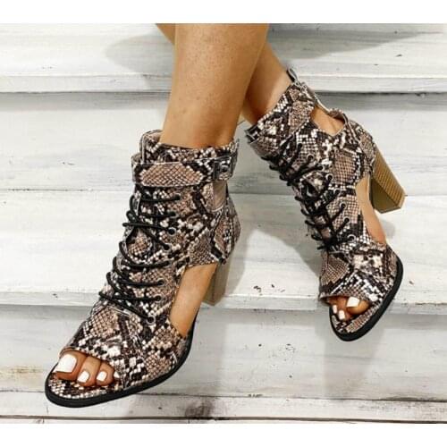 Women Summer Sandals Open Toe Buckle Plus Size Gladiator Square Heel Shoes Opaque Closure Casual Ladies Sandals