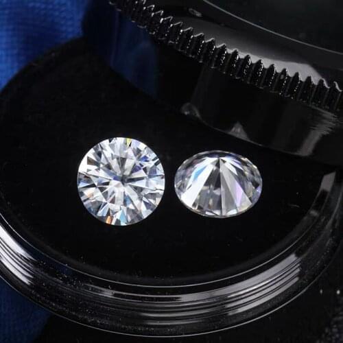 2PCS 5mm Lab Diamonds 0.5 Carat EF Color VVS1 loose Moissanite Wedding Diamond ring material for Womens Gift