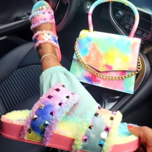 Fashion Rivet Colorful Slippers Faux Fur Fluffy Slip on Ladies Sweet Shoes Indoor Comfortable Non-slip Female Flats Sandals