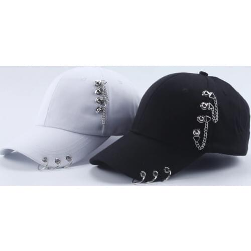 High Quality Adjustable Baseball Hat with Ring Outdoor Sports Sun Cap for Women Men Fashion Snapback Hat Chain Punk Hat Summer