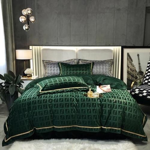 Solid Winter Bed Linen Euro Coral Velvet Bedding Cover 150 Double Bed Sheet Luxury Quilt For Bedroom