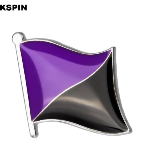 Purple vs Black Red vs Black Rozet Metal Chapas Metalicas Pins Icon Backpack Brooch for Women/Men XY0044