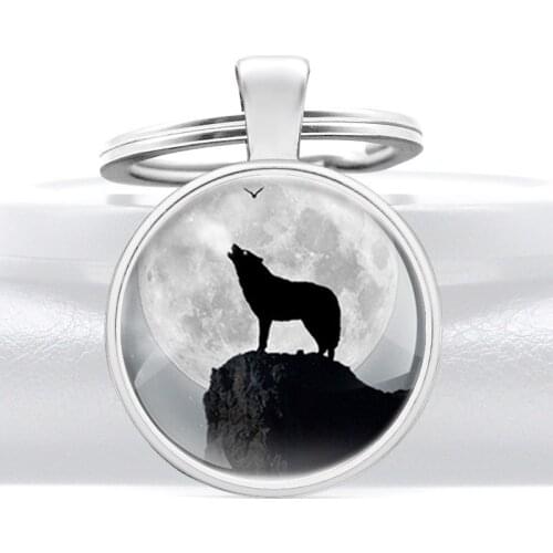 Classic Moon Wolf Glass Dome Key Chains Charms Men Women Gold Metal Pendant Key Rings Jewelry Gift