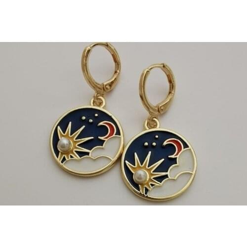 Simple Gold Moon Sun Earring Endless Hoops Huggies Dangle Earrings for Women Girl Fashion Party Jewelry Gifts Female Bijoux