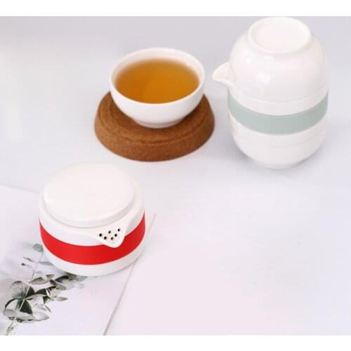 Chinese Kung Fu Ceramic Teapot Cup Coffee Cup Gift Travel Portable Tea Set, very suitable for use in the office or living room