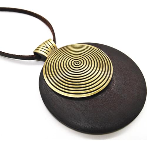 Brown Round Gold Color Wood Fashion Collar Vintage Charms Pendant Leather Pendants Necklace Women Sweater Chain Jewelry