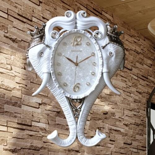 Quartz Clocks watches The elephant clock lucky living room clock clock mute European Garden living fashion creative electronic q