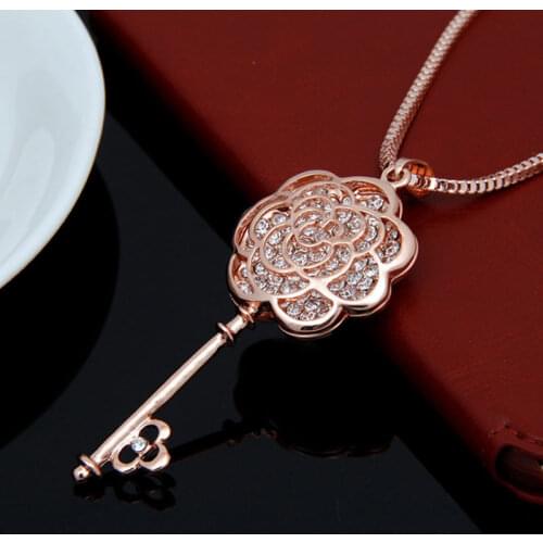 Luxury Famous Brand Design Flower Key Pendant Long Necklace Women Rose Gold Jewelry Femalel Sweater chain Necklace