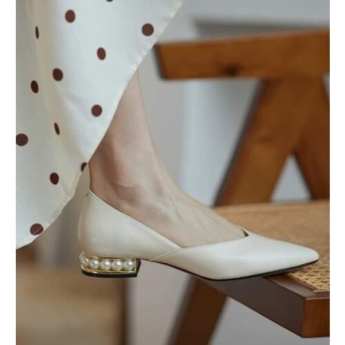 2021 Women Flats Pearl Slip Shoes Ballet Flats Pointed Toe Dress Shoes Faux Suede Ladies Dancing Shoes