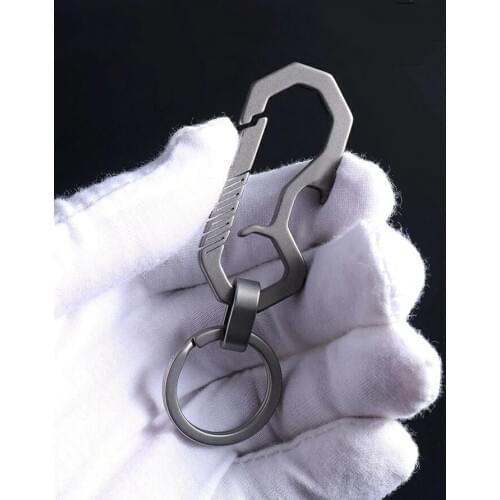 Titanium Creativity Men Car Key Chain Ultra Lightweight Real Titanium Keychain Luxury Hanging KeyRings Tool Best gifts for men