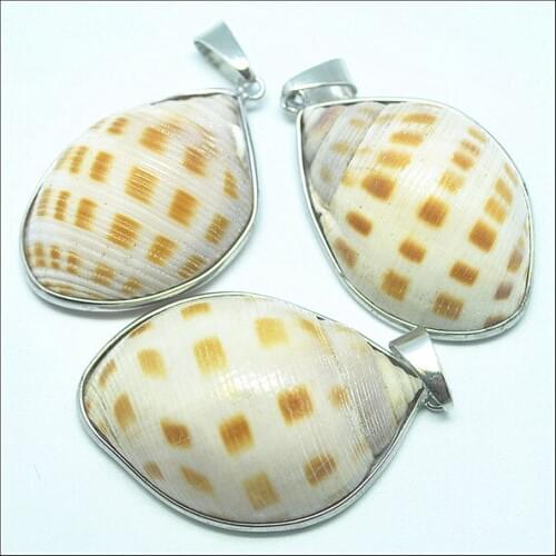 Nature babylonia areolata shell pendants mother of pearl pendants for necklace pendants making accessories tourism beach gifts