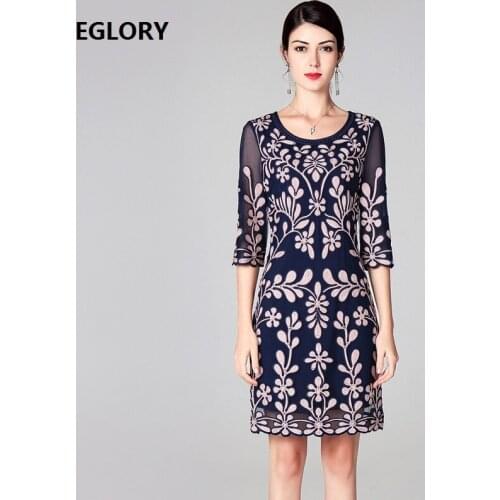 XXXXL Dress Vestidos 2019 Spring Summer Fashion Party Bodycon Dress Women O-Neck Allover Appliques Embroidery Dress Tunic Party