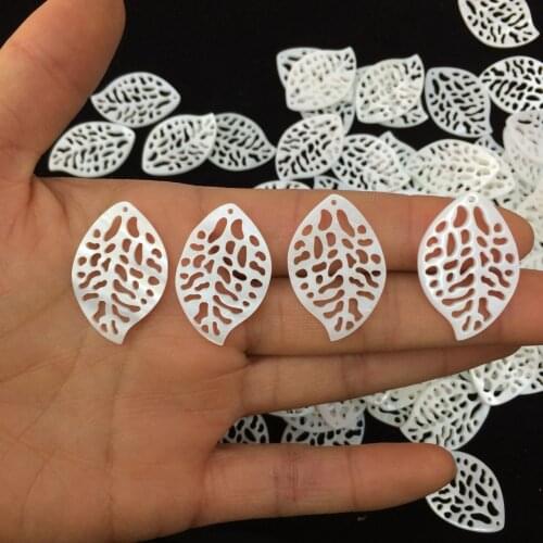 100pcs/lot Natural of mother pearl shell 20x30mm hollow leaf for diy earring or necklace