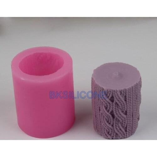 3D silicone mould 6.9 * 6.9 * 8cm Lines cylinder shape DIY candle mold craft tools