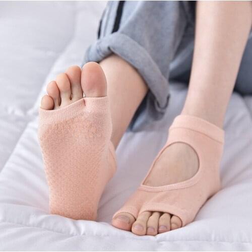 New Women Anti Slip Yoga Socks Two Toe Sport Cotton Pilates Sock Ventilation Quick Dry Ballet Professional Dance Backless Sock