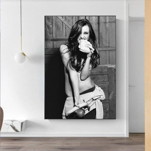 Black and White Nordic Sexy Girl with High Heels Canvas Art Poster and Print Canvas Painting Wall Art Picture Decoration