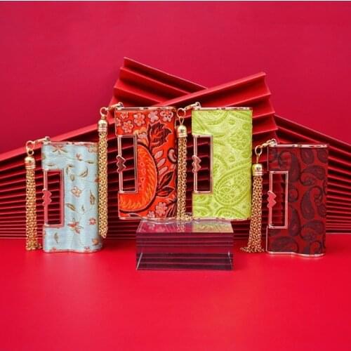 12.1MM Empty Lipstick Tubes Love Lock Lipstick Bottles Court Style Lip Glaze Containers Lip Stick Bottles ContainersLip Tubes