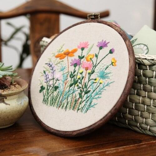 DIY Embroidery Starter Kit for Beginner 7.9 Inch with Flower Leave Pattern Cross Stitch can CSV