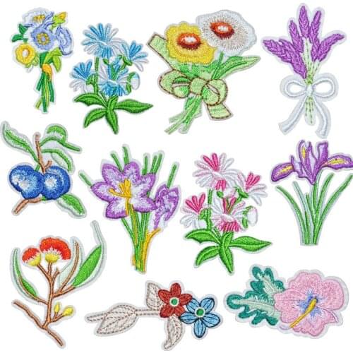Plant Peony Flower Floral Patches Embroidered Patch for Clothes Applique Sewing on Fabric Badge DIY Apparel Accessori Decoration