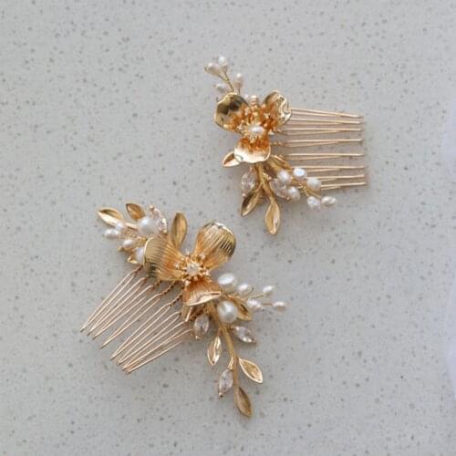 Floralbride Baroque Alloy Flower Leaf Rhinestone Zircon Freshwater Pearl Bridal Hair Comb Wedding Hair Accessories Women Jewelry