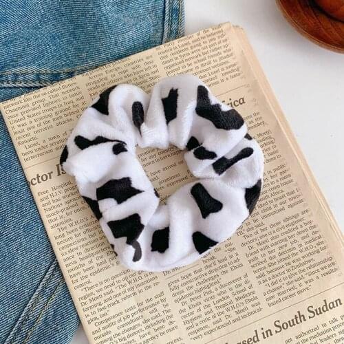 Cow Pattern Print Scrunchies Cute Sweet Elastic Hair Bands Black White Hair Ties Rope Ponytail Holder Women Hair Accessories