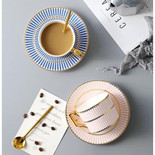 European Ceramic Coffee Cup And Saucer Set Espresso Cups High Tea Set Ceramic Tea Cup Kubek With Spoon Home 50T018