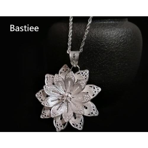 Bastiee Hmong 999 Sterling Silver Flower Pendant For Women Luxury Jewelry Handmade Elegant Ethnic Pendants Vintage Gifts Girls