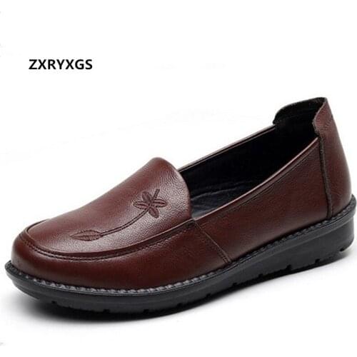 Promotional special offer 2020 new autumn shoes mother flat shoes soft sole comfort genuine leather shoes fashion casual shoes