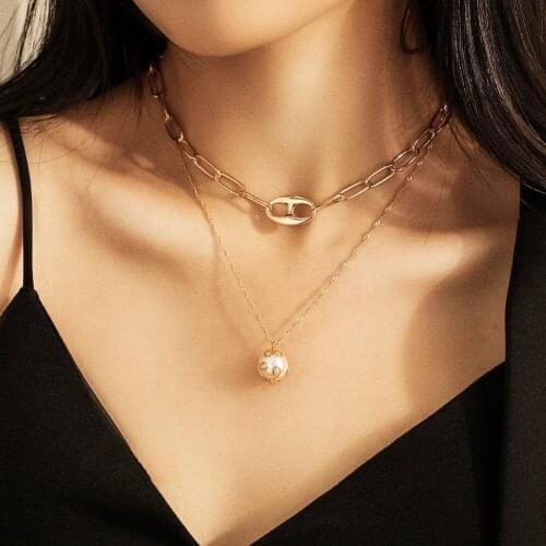 Ladies Elegant Choker Pig Nose Necklaces with Pearl Pendant Clavicle Chain Korean Women Jewelry