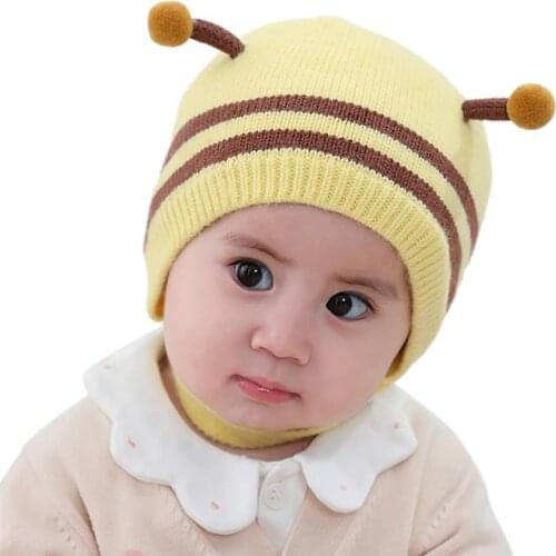 1pc Cute Cartoon Bee Decor Beanie Hat Creative Windproof Warm Beanie Cap Winter Knit Hat For Babies Clothing Accessories