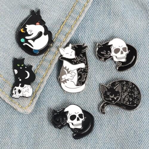 Cartoon Animal Punk Skull Skeleton Cat Hug Enamel Brooch Alloy Badge Cowboy Clothes Bag Pin Woman Jewelry Gift For Friends